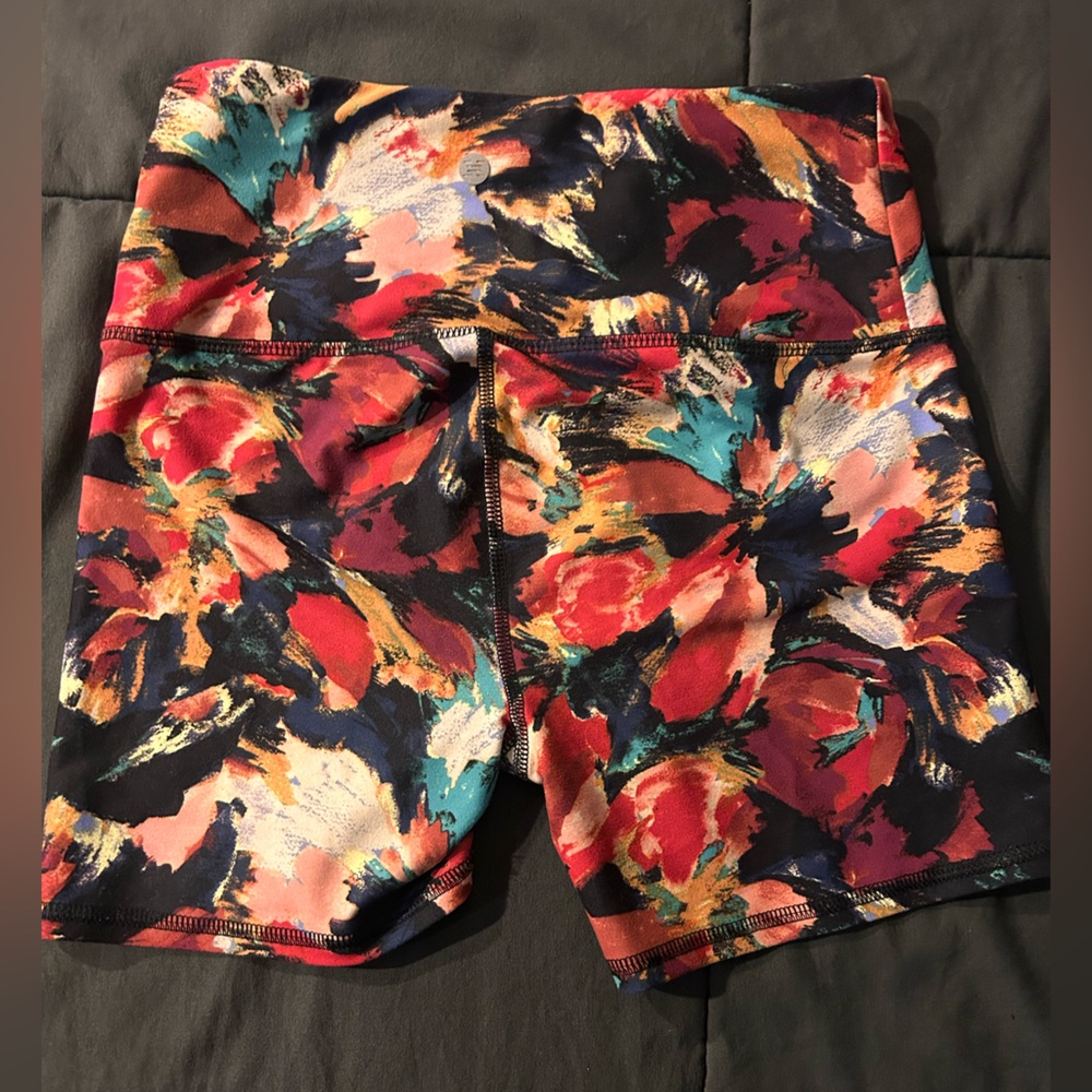 NWOT RBX Biker Shorts abstract paintbrush multicolor size small - Picture 3 of 3